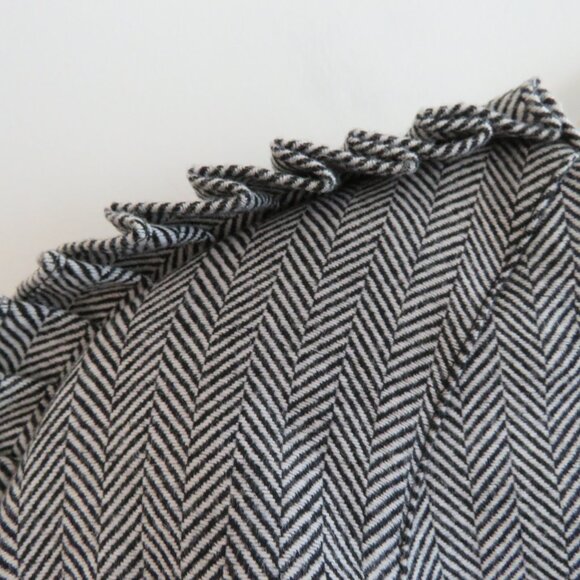 BANANA REPUBLIC X OLIVIA PALERMO Herringbone Ruffle Cape Academia Wool Blend XS - Picture 8 of 16